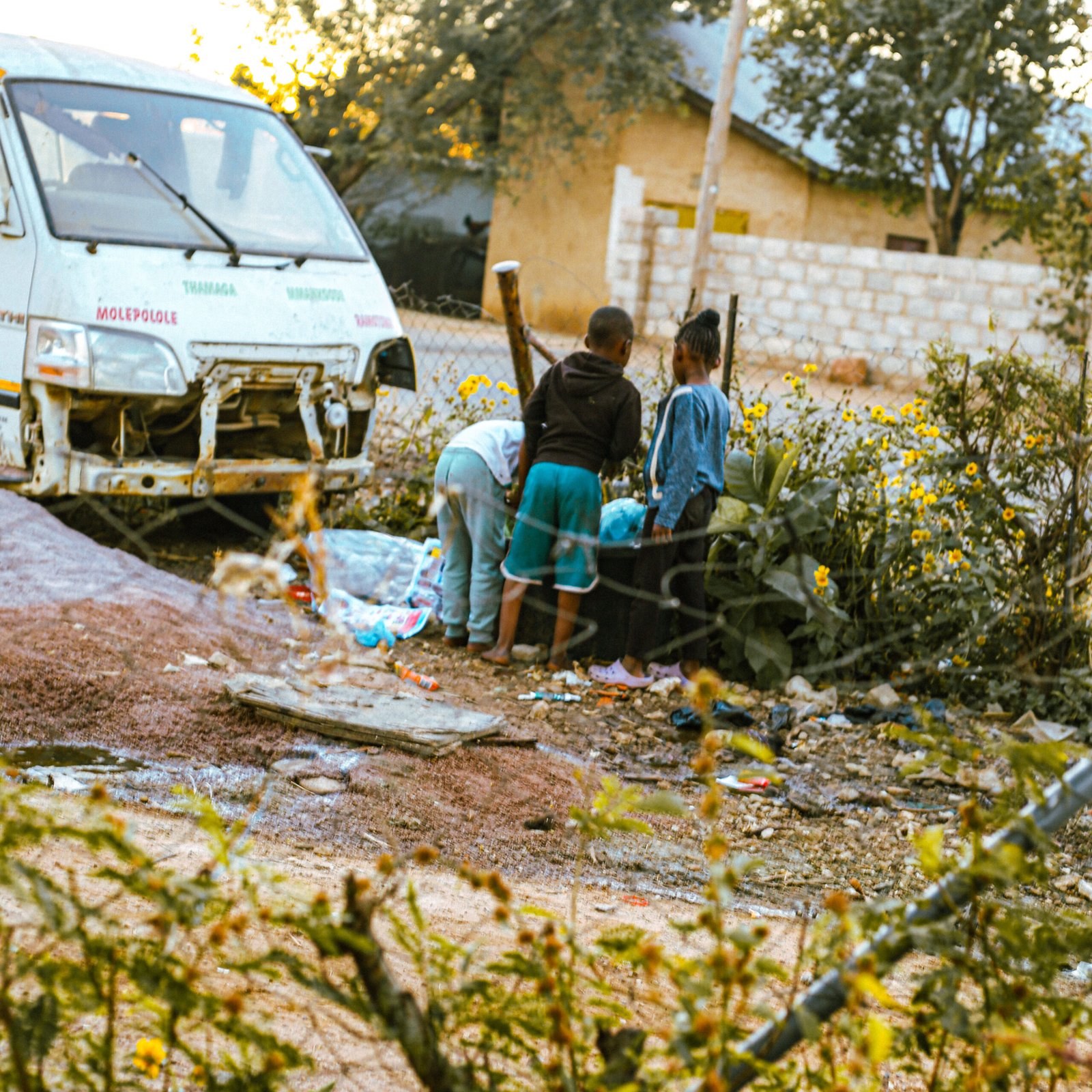 Localthreads-zola-mdeni2025-scaled ZOLA MDENI AT GOLDEN HOUR: Where the heart of home beats strong.