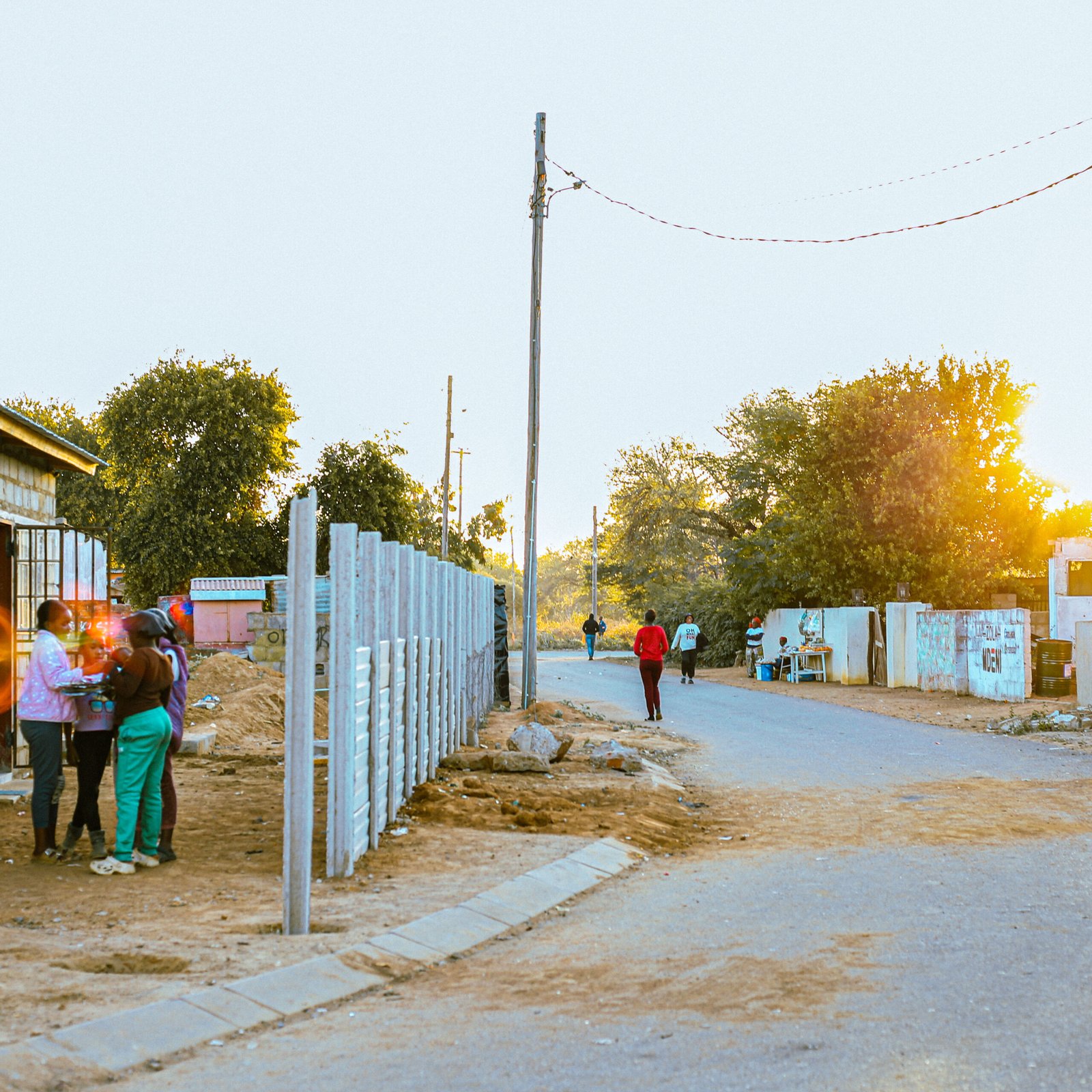 Localthreads-zola1-mdeni2025-scaled ZOLA MDENI AT GOLDEN HOUR: Where the heart of home beats strong.