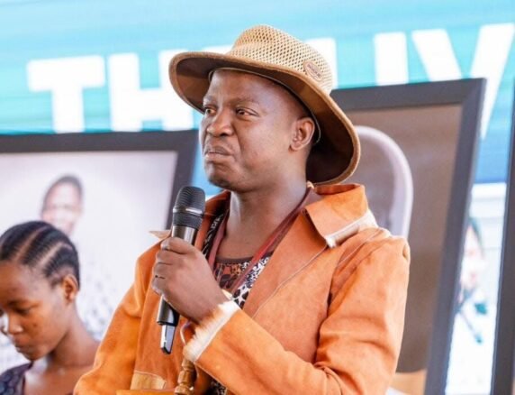 WhatsApp-Image-2025-07-02-at-09.00.57-1024x683-572x438 Serurubele redefines Setswana culture