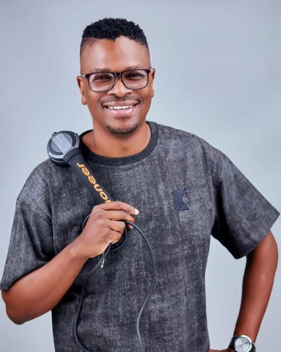 WhatsApp-Image-2025-08-19-at-09.25.36-1-572x717 GIMC 2025 Spectacle fast approaching