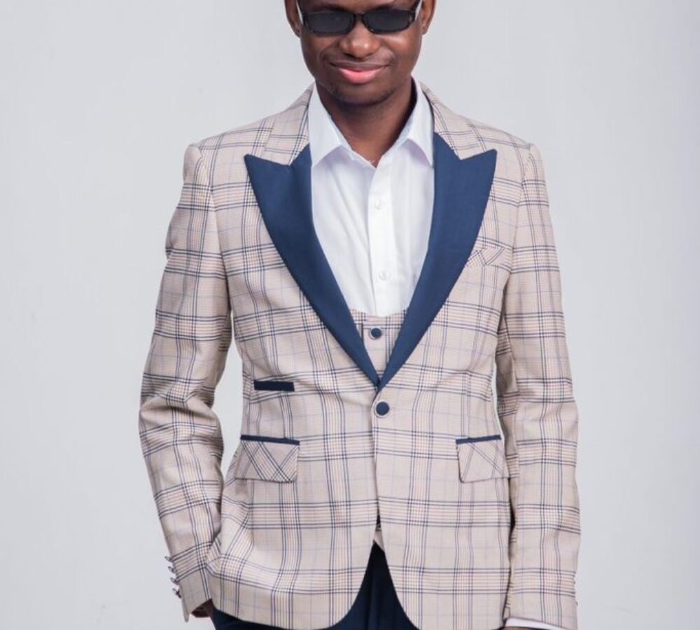 WhatsApp-Image-2025-08-26-at-11.29.13-1-683x1024-1000x900 Thapelo Malani takes centre stage in Uganda